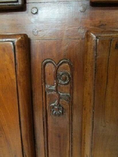 Very large Louis XV period buffet, authentic