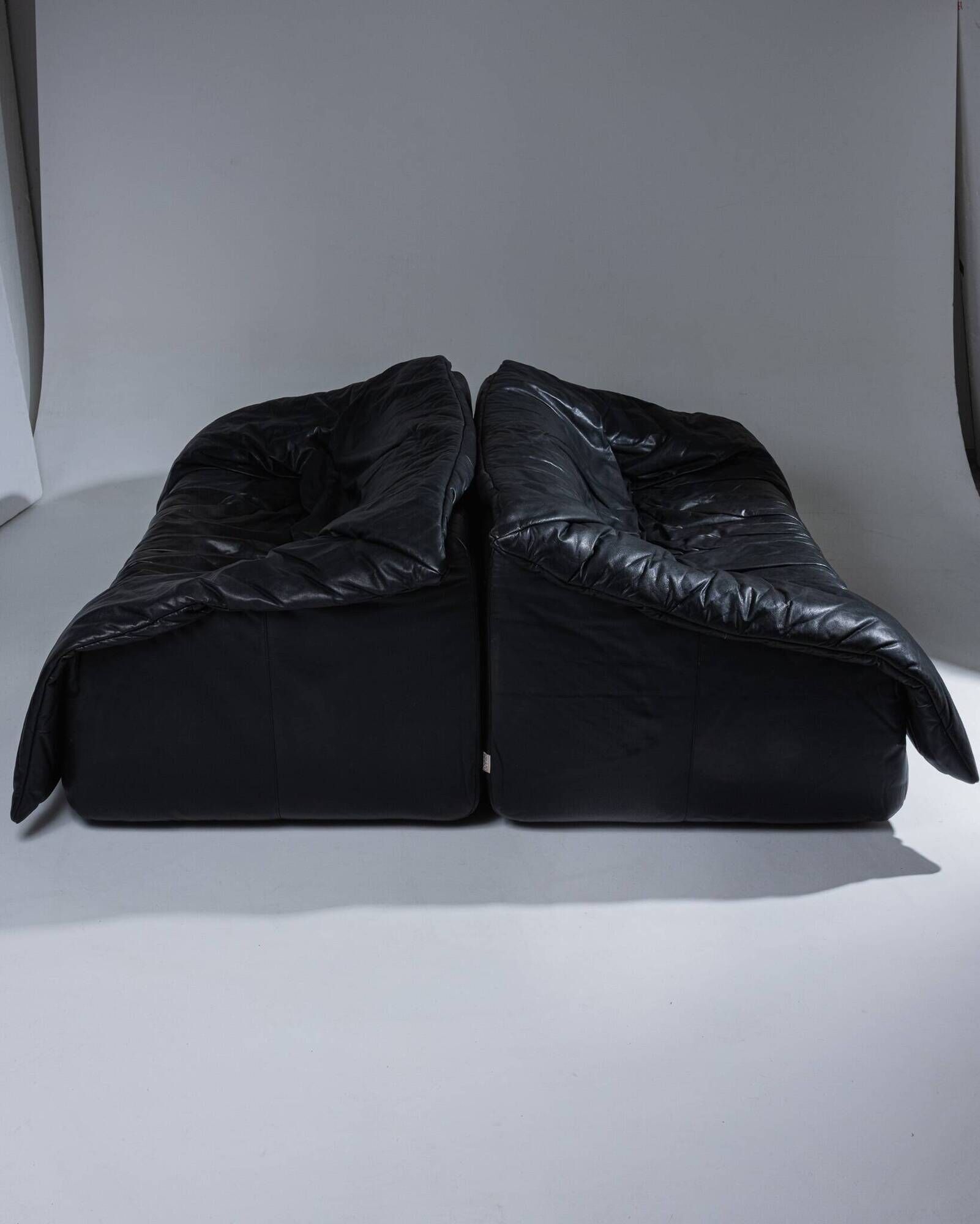 Pair of Flou Flou sofas, Donato D'Urbino & Paolo Lomazzi