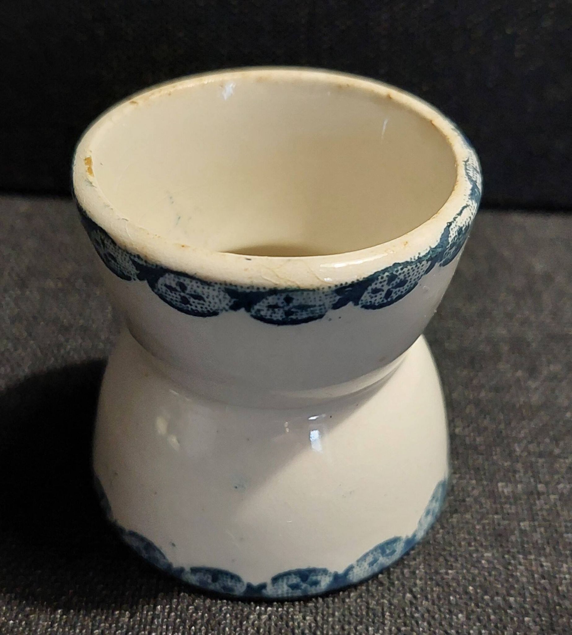 Coquetier diabolo faïence début XXème
