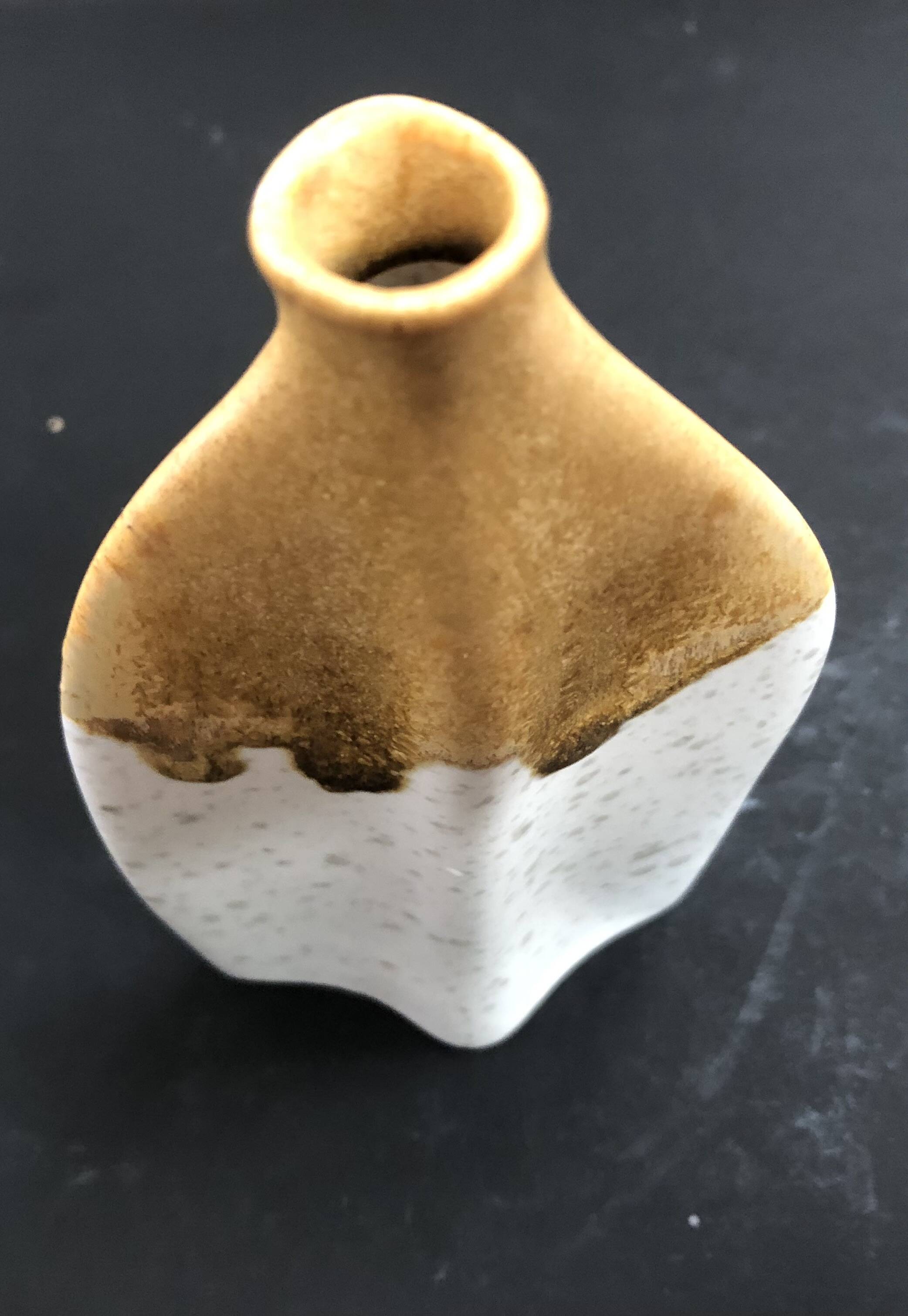 Modern sgrafo vase by Peter Müller, Germany
