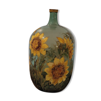 Very original Old Lady Jeanne, hand painted. 28l.