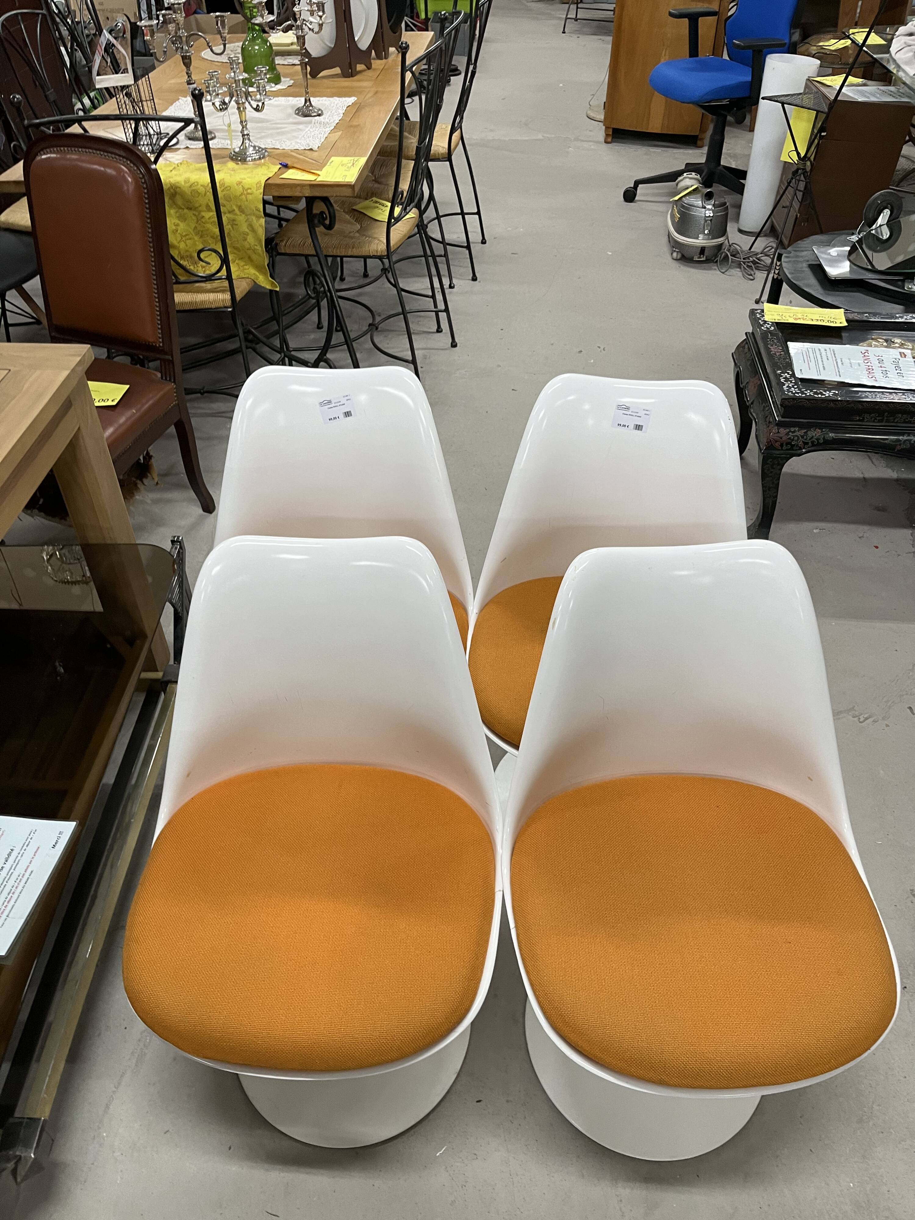 Knoll tulip chairs