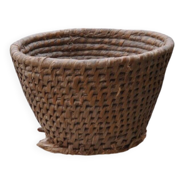 Panier en osier marron tressé, années 40, panier à œufs vintage français utilitaire
