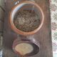 Ancien pot en grès avec couvercle