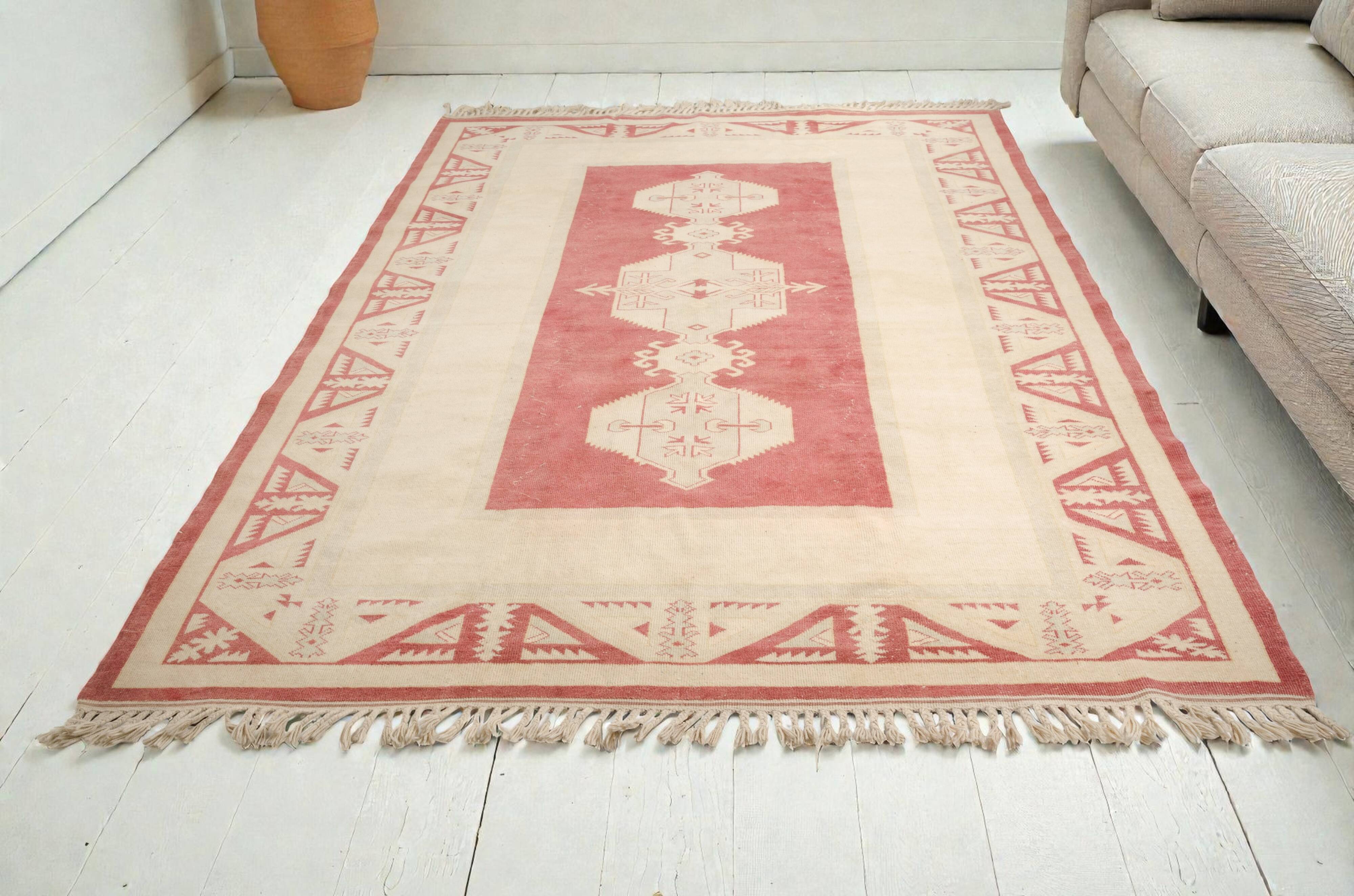 Tapis floral anatolien vintage