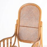Chaise à bascule en rotin