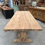 Monastery-style table in solid oak.