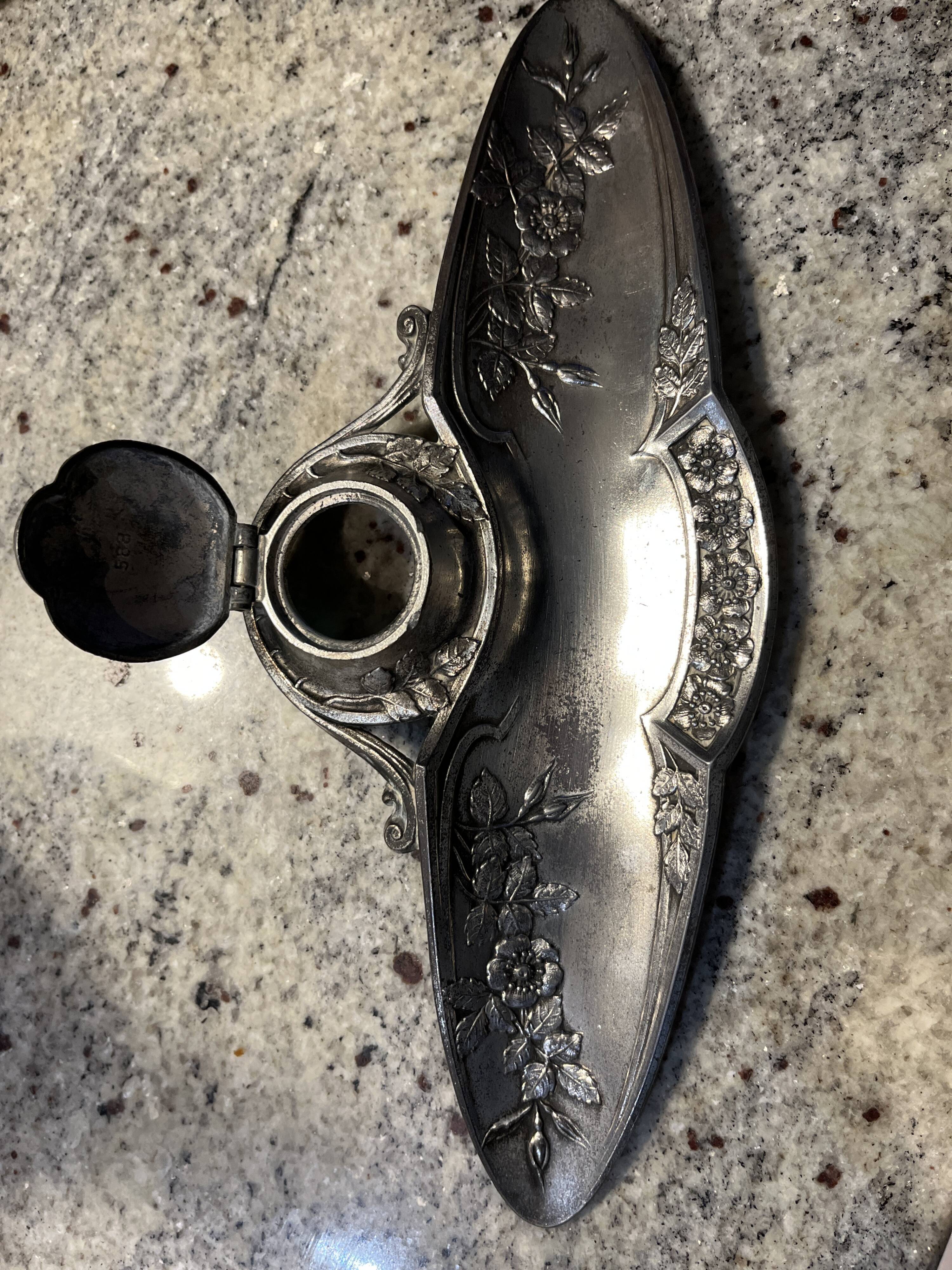 Inkwell / pen holder 1930
