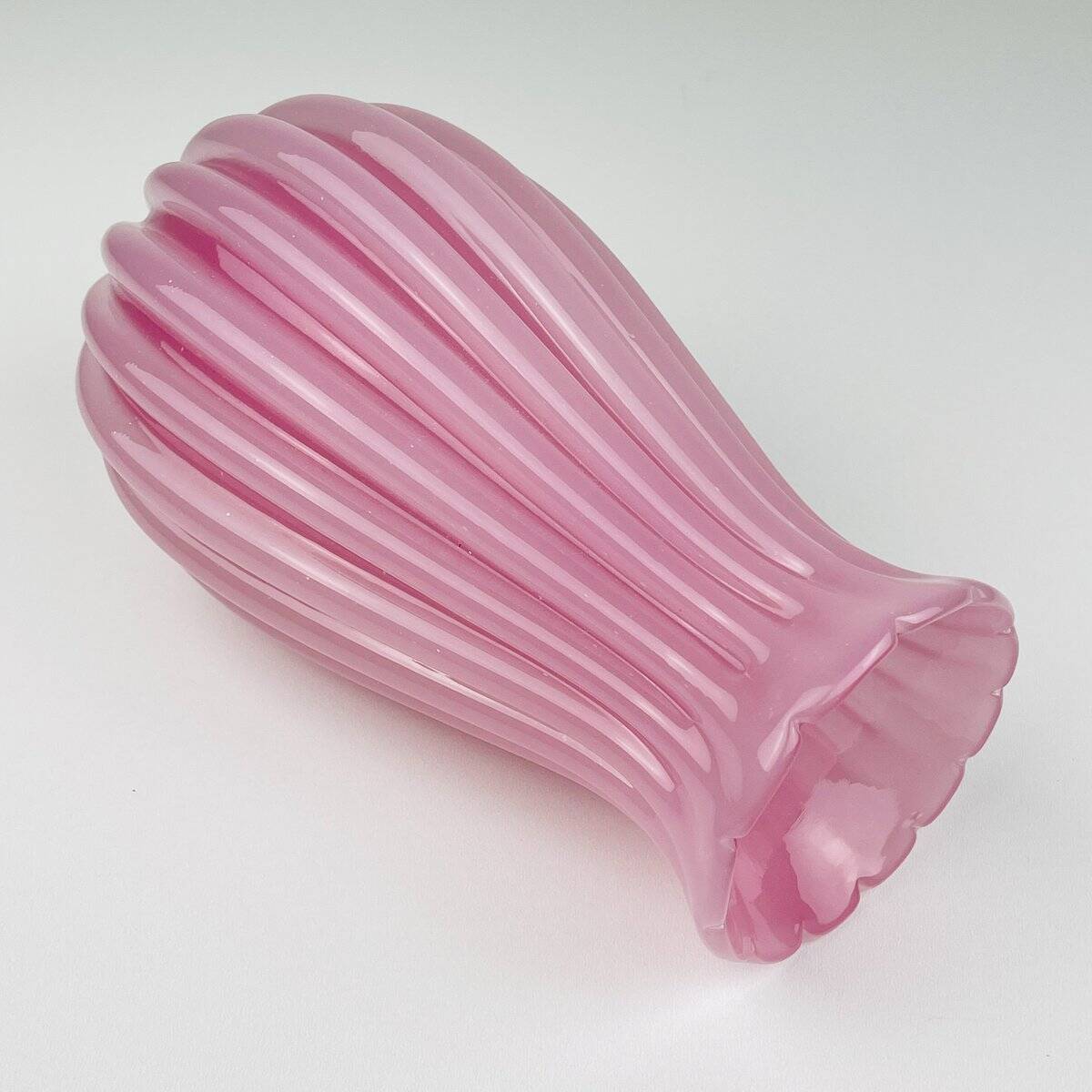 Vintage pink vase attributed to Archimede Seguso, Italy, 1950s.