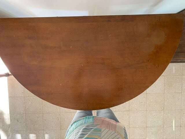 Table demi lune