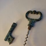 Key corkscrew