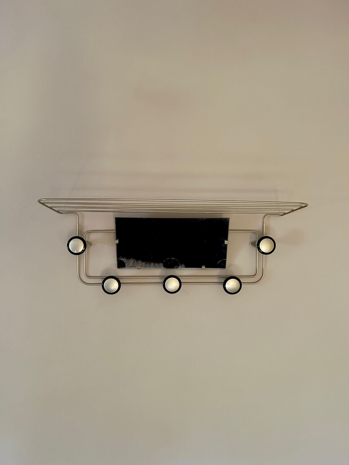 Wall coat rack