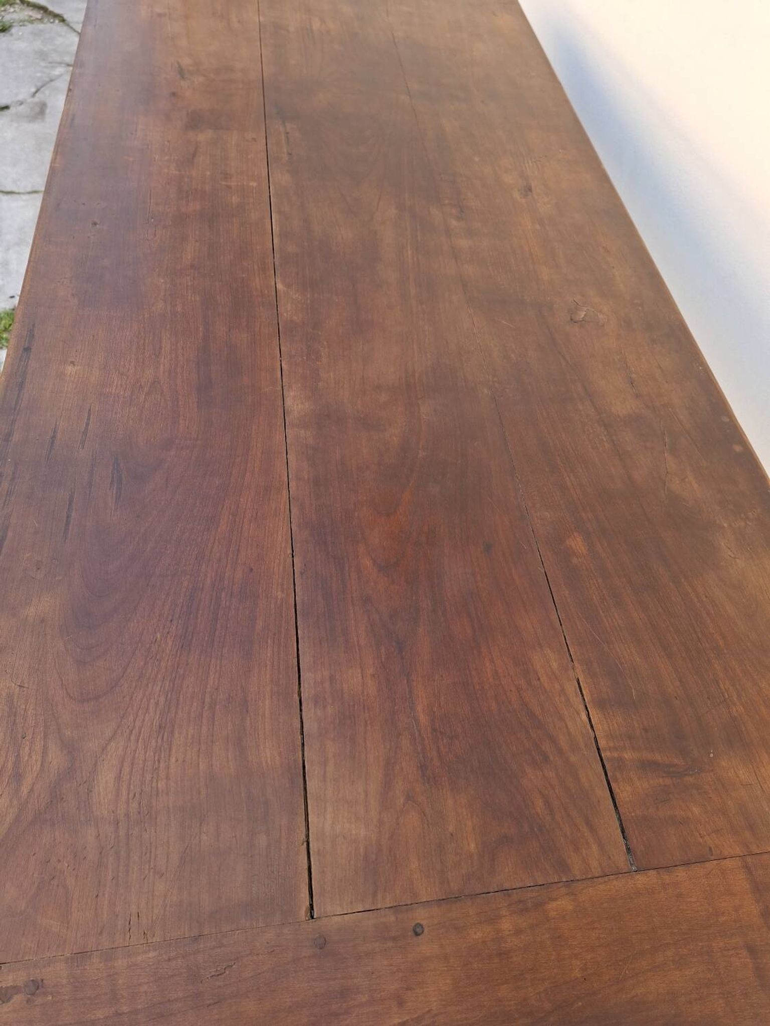 Rustic monastery farmhouse table, antique, 19th century, made of walnut.