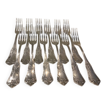 12 silver-plated metal table forks by Boulenger in the Louis XV style, demi-rich.