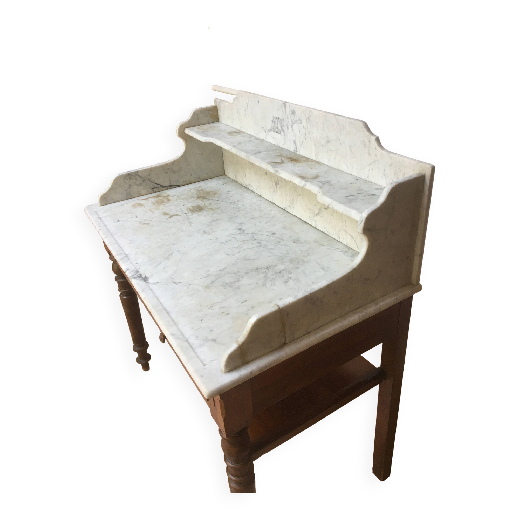 Provençal dressing table