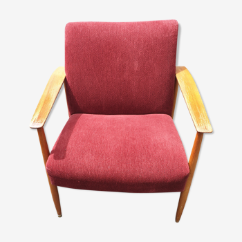 Fauteuil scandinave rouge