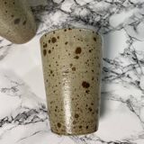 Beige pyrite stoneware mugs