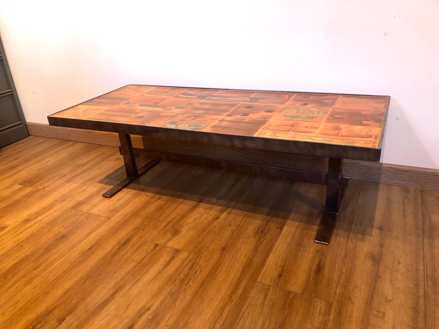 Ceramic coffee table