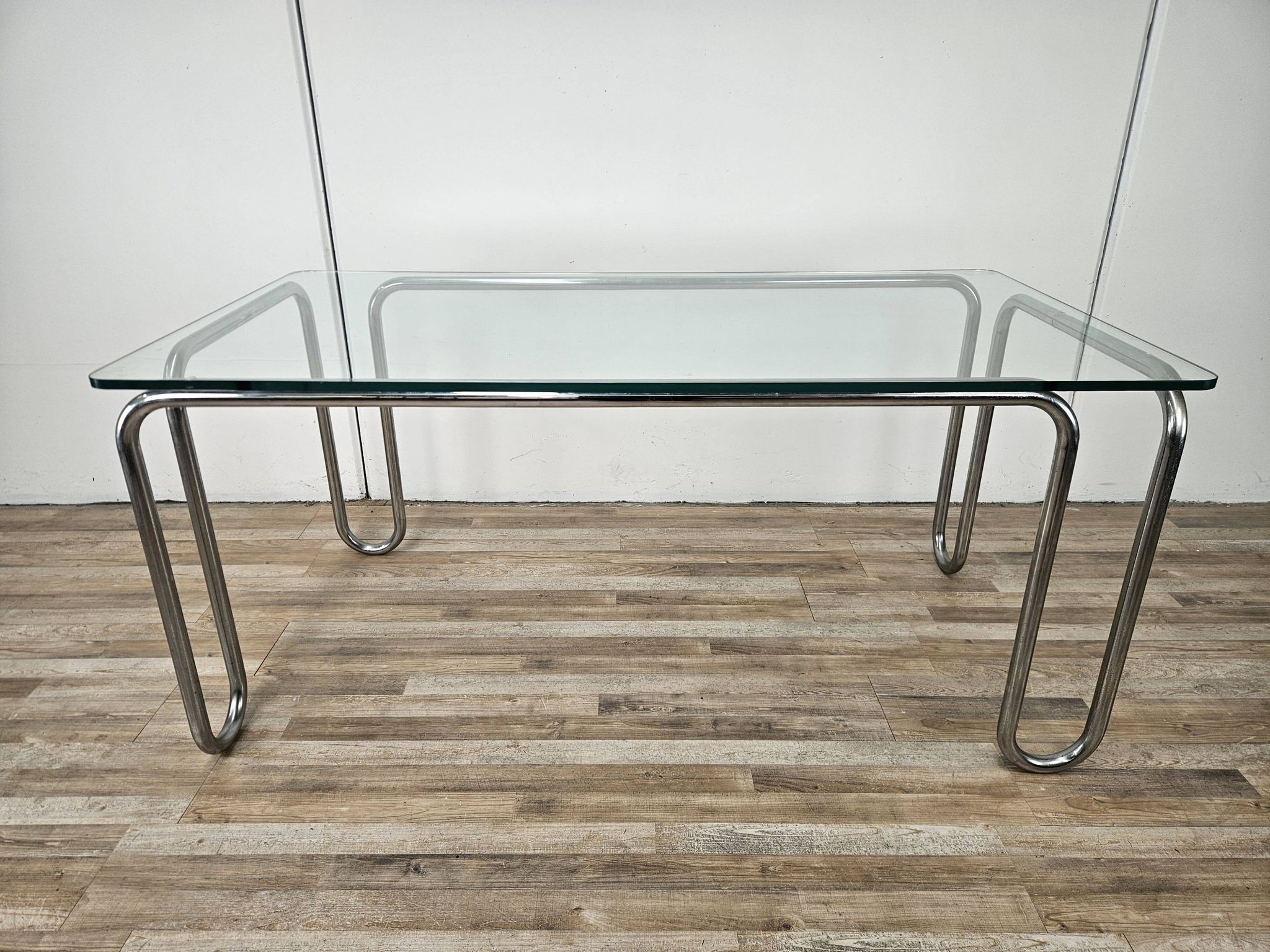 1970s Bauhaus table in chromed tubular steel and glass