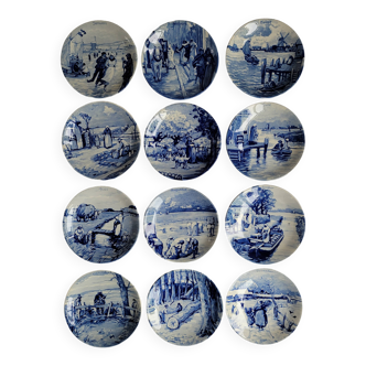 Série de 12 assiettes en porcelaine Delfts mois de l'année année 1661 série 5