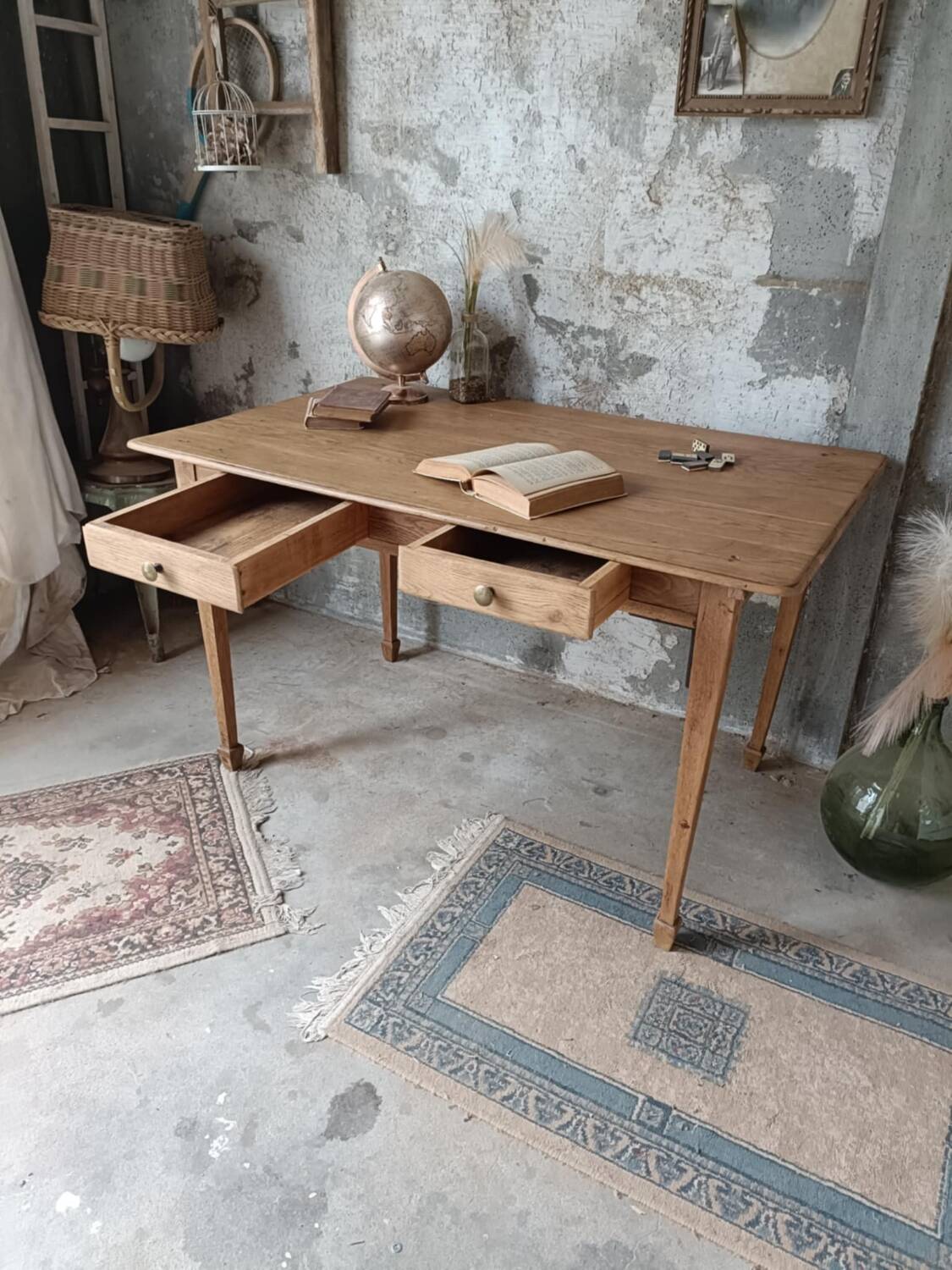 Farmhouse table