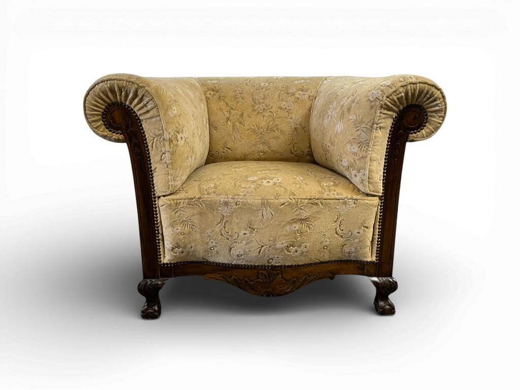 Vintage armchair / baroque armchair / armchair