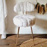 Chaise moumoute blanche doré style Pelfran