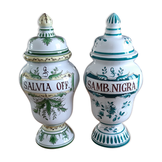 Paire de pots a pharmacie en faience de marque sylvena 19 ème