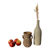 Vintage 70s shell vase