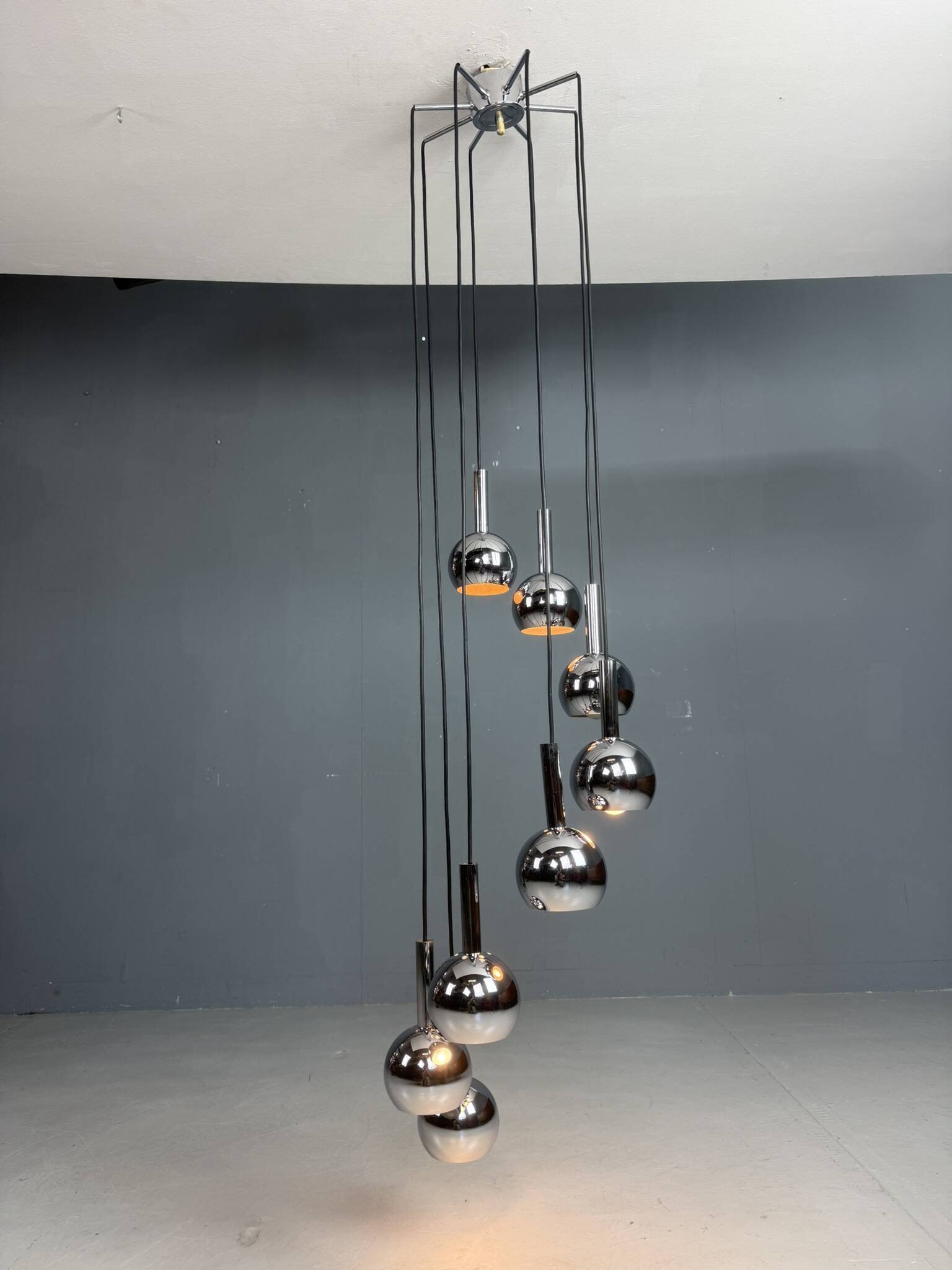 Chandelier cascade Wortmann & Filz chrome, époque spatiale des années 1970