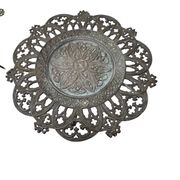 Ensemble de 2 coupes gothiques en bronze, années 1950