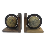 Bookends globe terrestrial