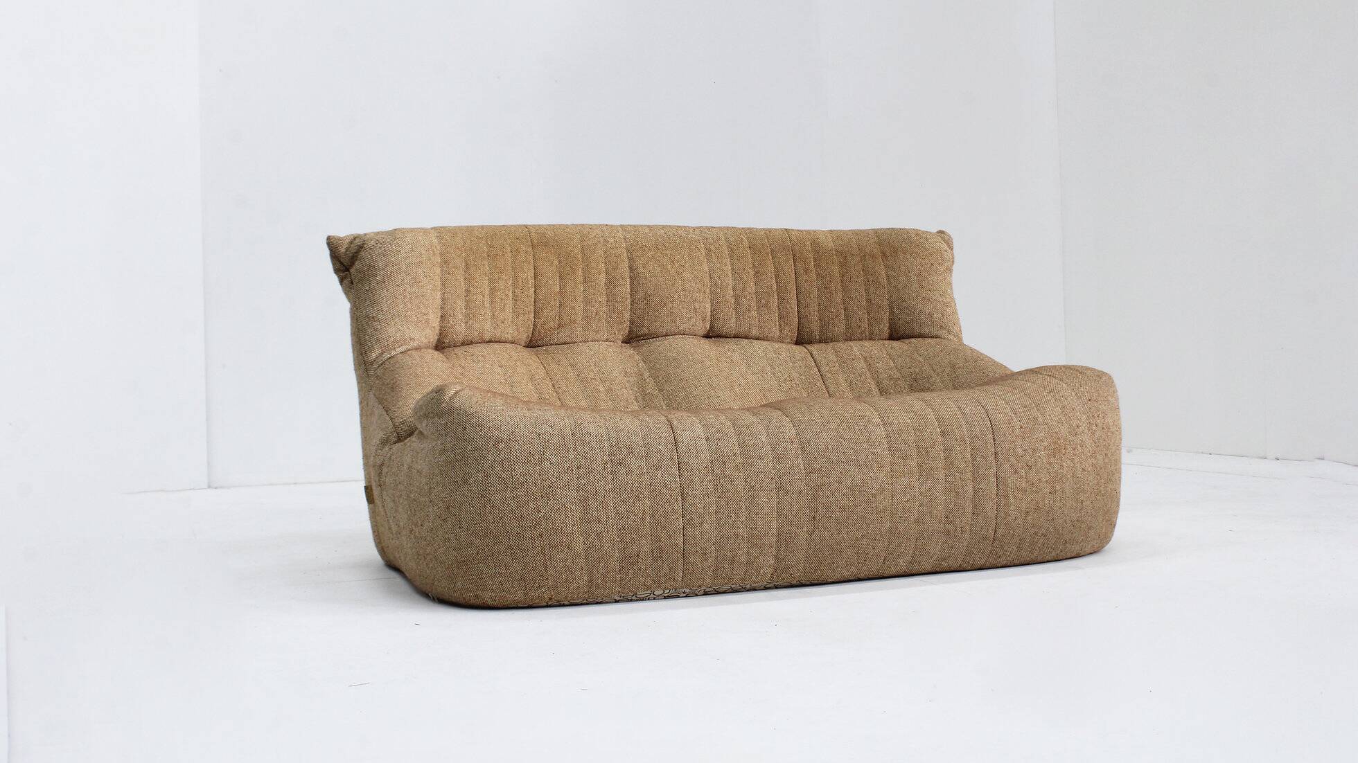 Sofa vintage Aralia Ligne Roset Michel Ducaroy