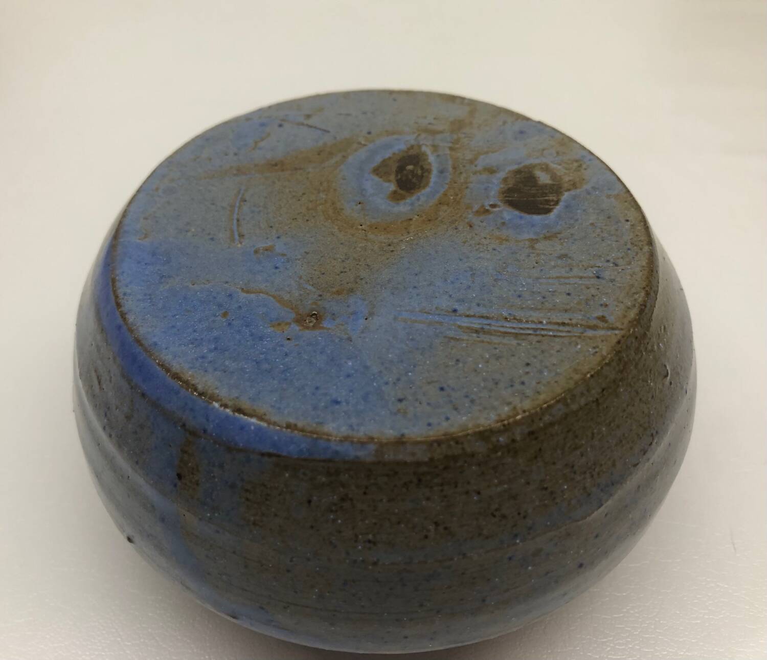 Rhoda Giethoorn ceramic flower vase