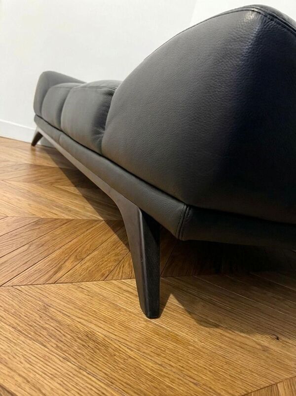 Ensemble canapé 2 places + fauteuil Roche Bobois cuir — pieds bois