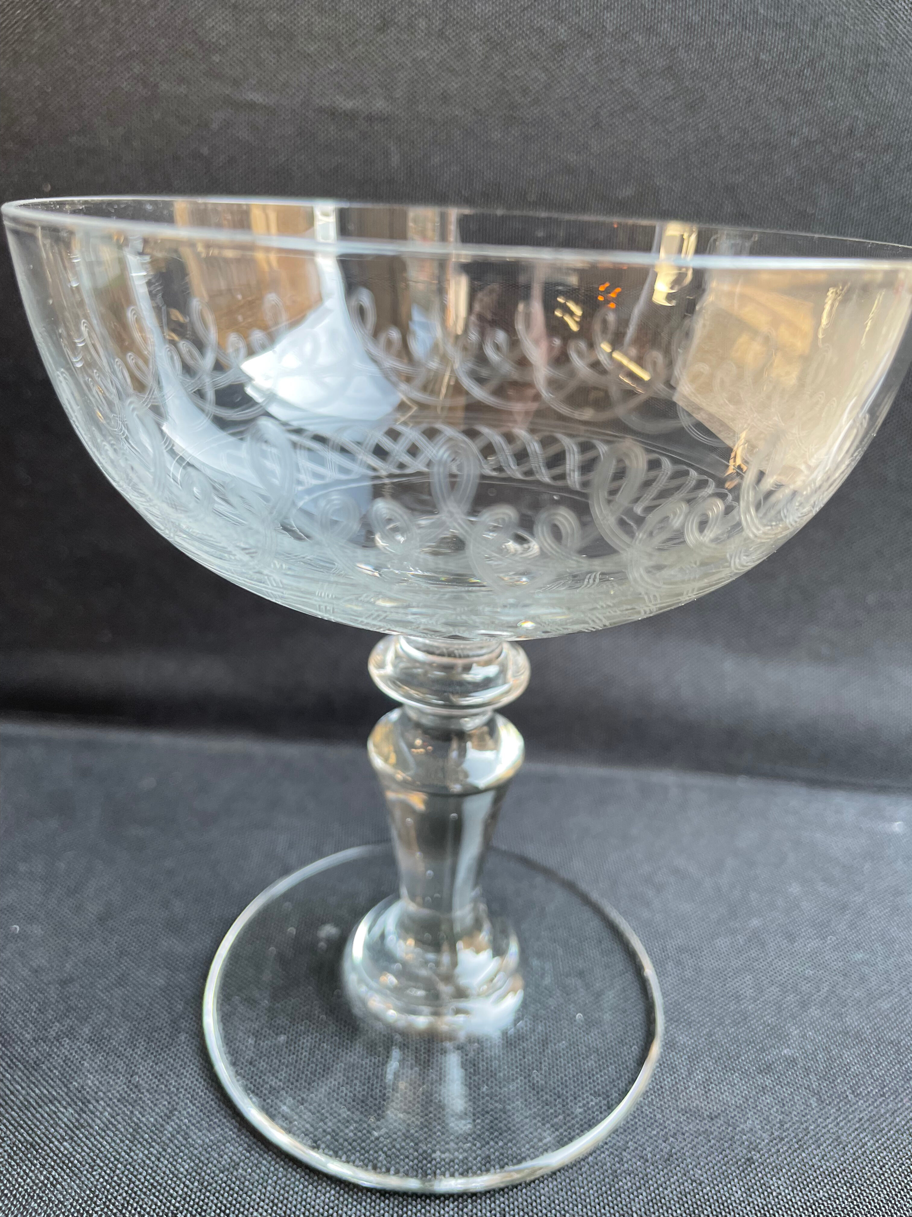 Champagne cups, art nouveau, 1/2 cristal soufflé et taillé