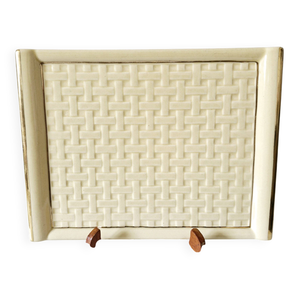 Plat plateau Poët Laval années 50 céramique jaune paille motifs tressé