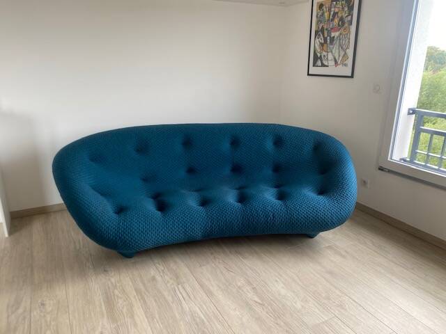 Ploum Sofa