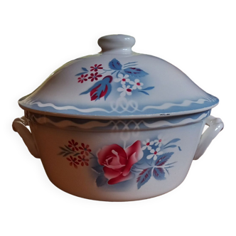 Earthenware tureen