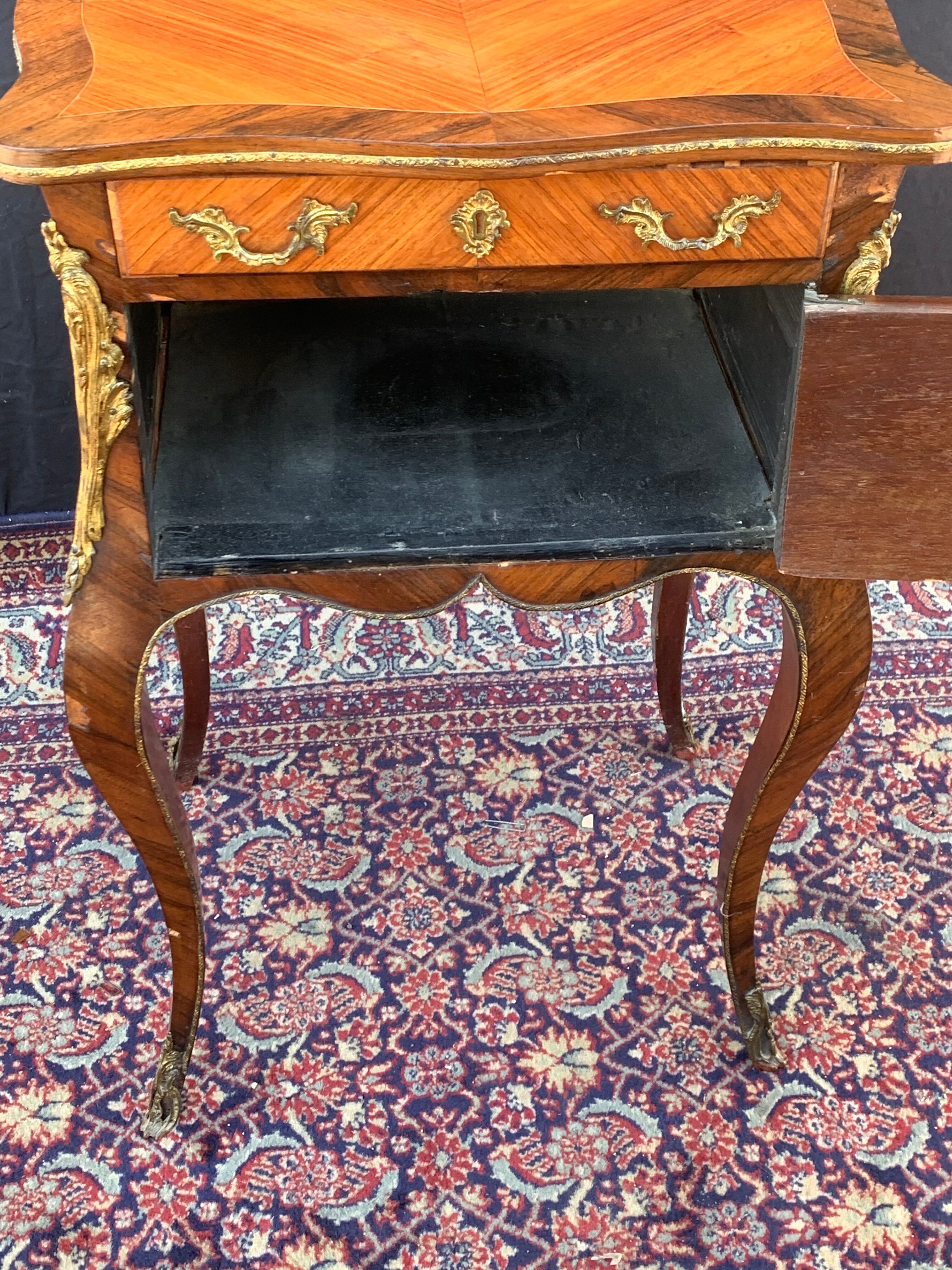 Napoleon III-era marquetry chiffon table