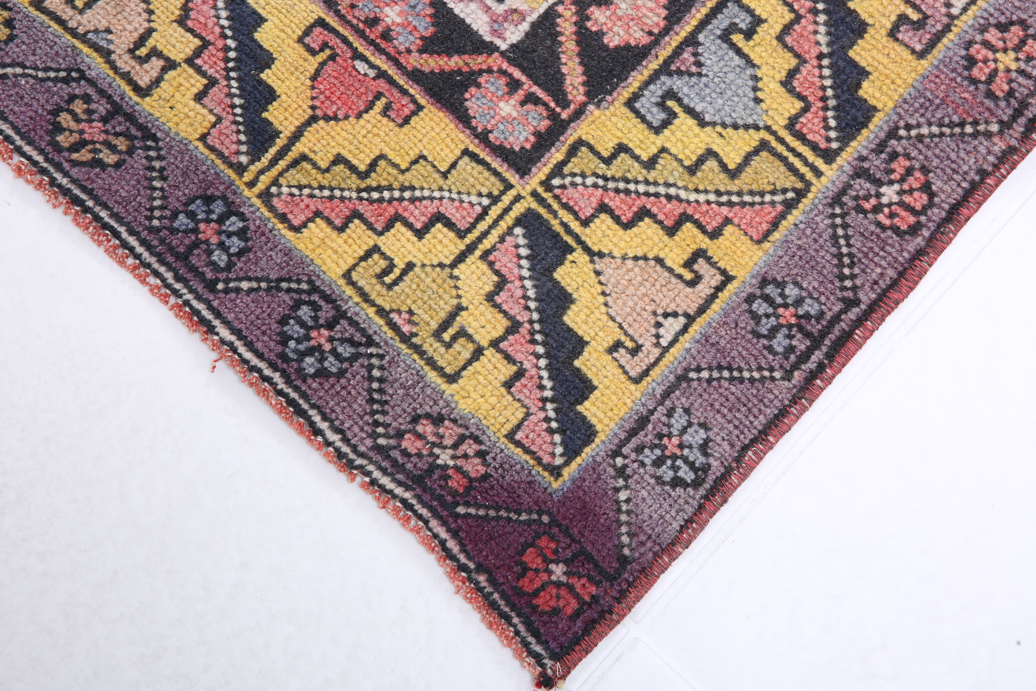 Tapis vintage rose antique 121x211