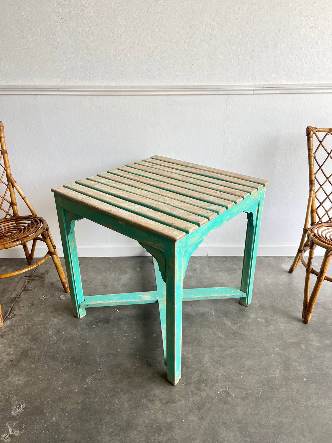Table patine turquoise