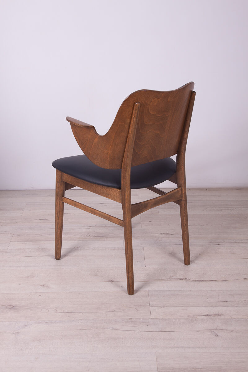 Model 107 armchairs by Hans Olsen for Bramin, 1950