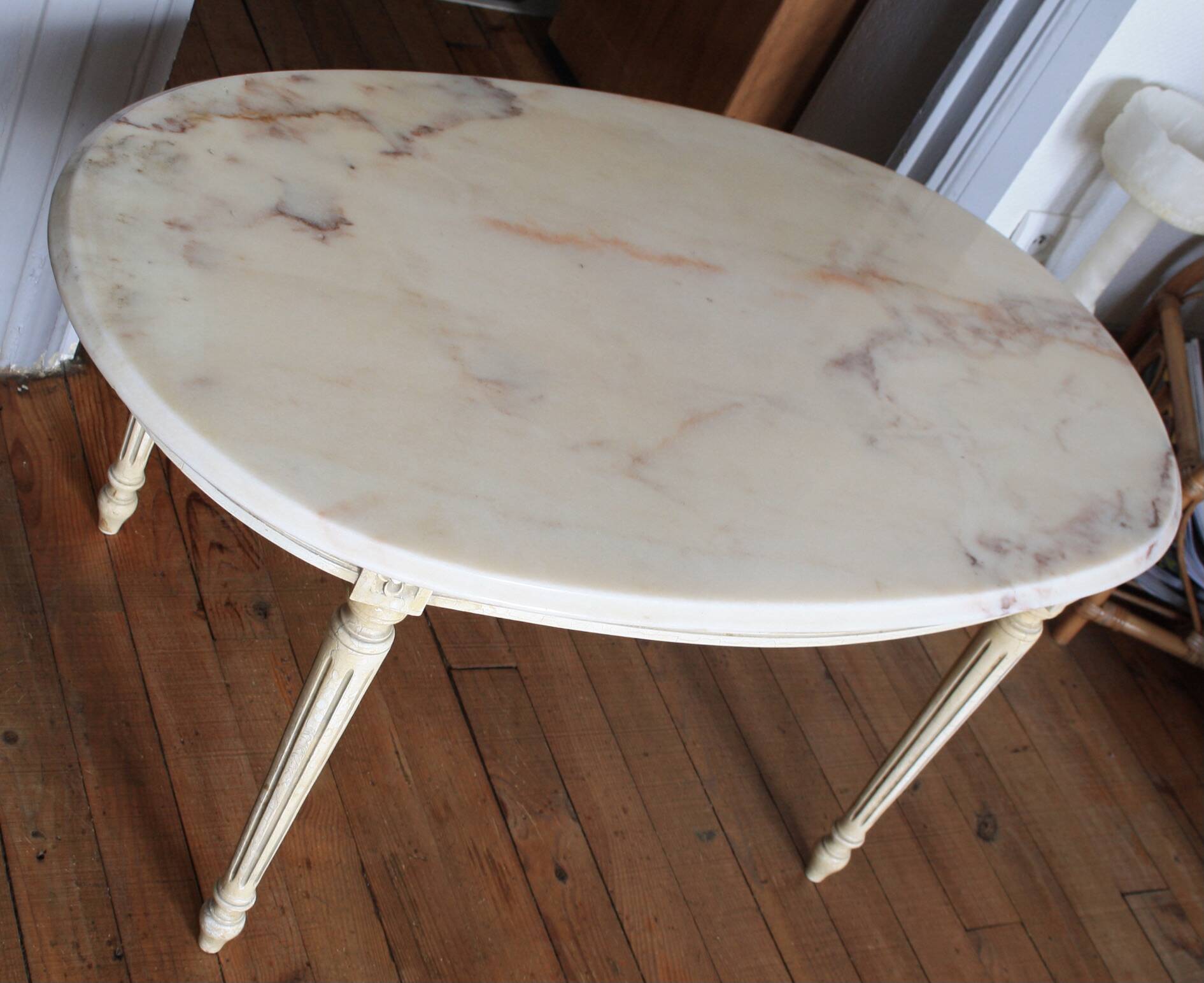 Table basse ovale marbre