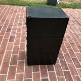 Metal drawer units