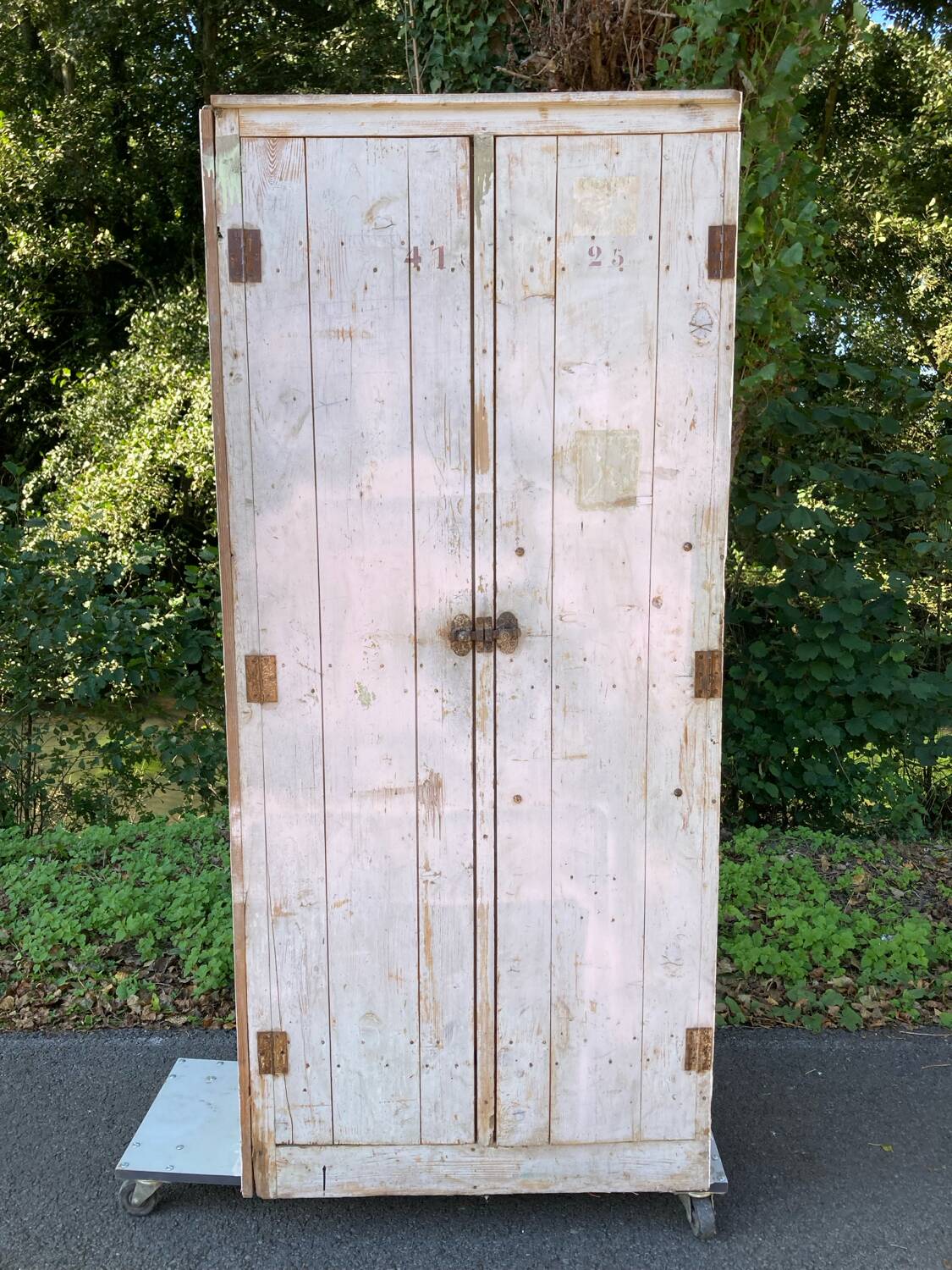 Wooden workshop cabinet