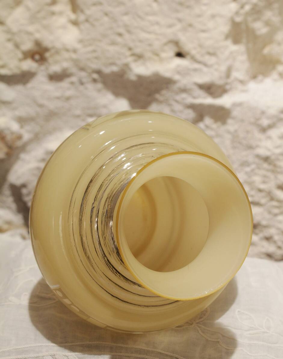 Yellow glass vase with Art Deco decoration signed D'Argyl circa 1930