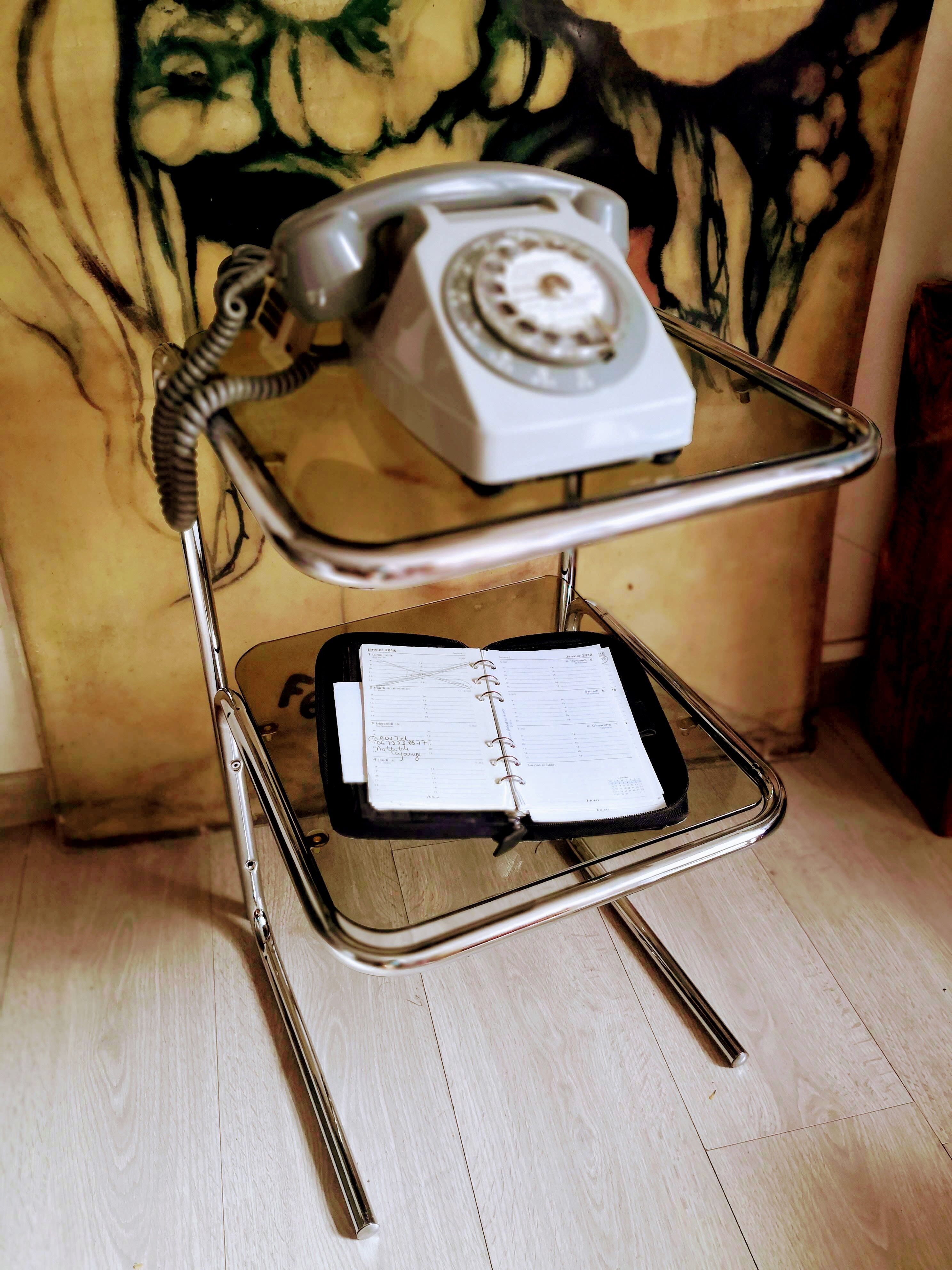 Smoked glass chrome harness