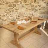 Farmhouse table