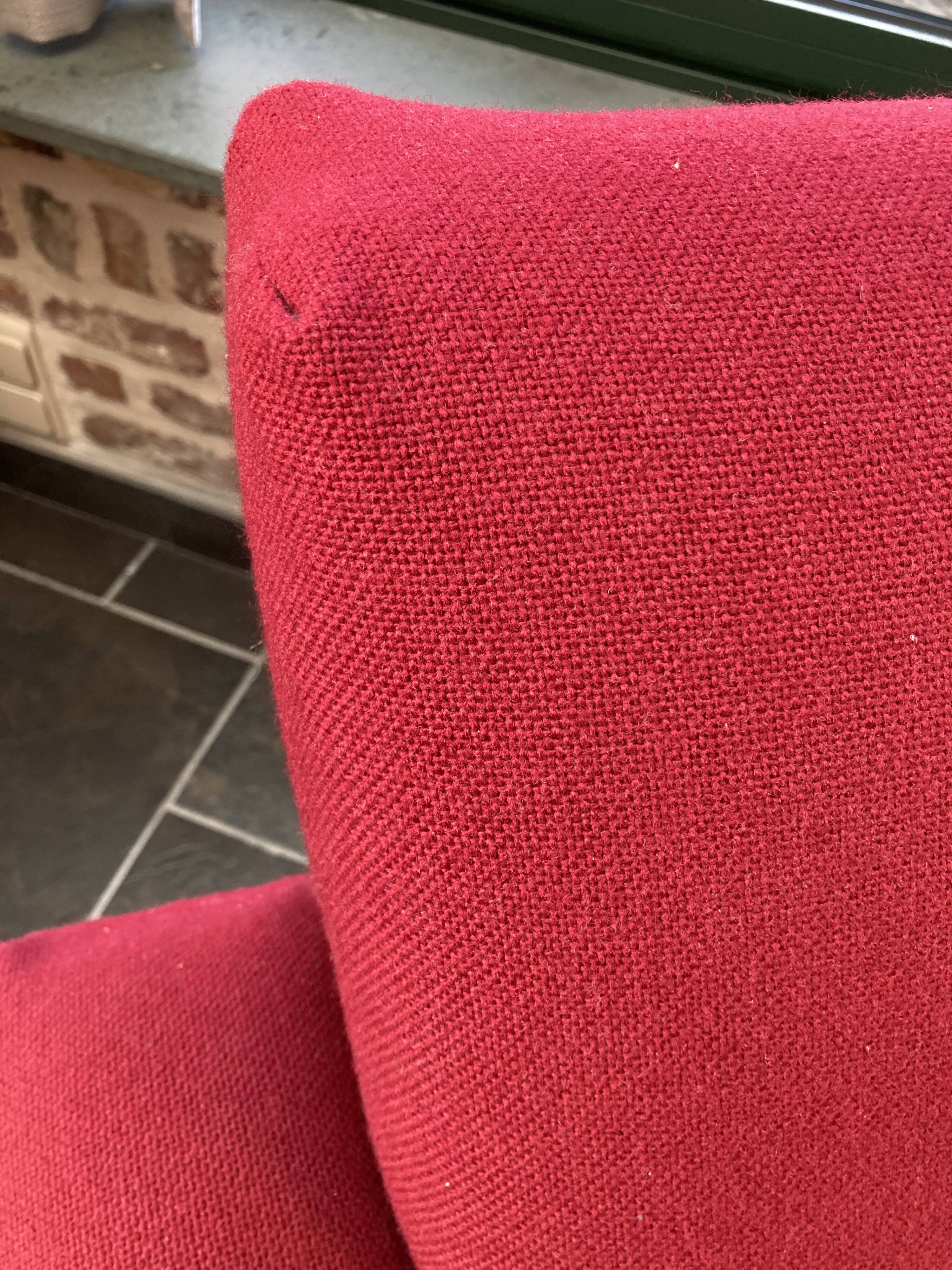 Airborne G10 chair by Pierre Guariche